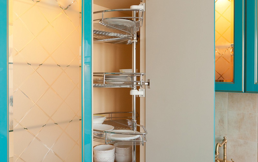 Кухня Айвори с патиной (Театро)