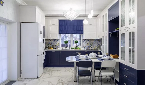 Синяя кухня в Санкт-Петербурге