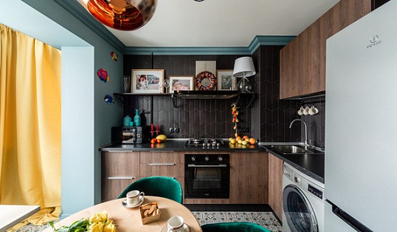 Коричневая кухня в Санкт-Петербурге