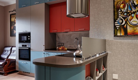 Коричневая кухня в Чите