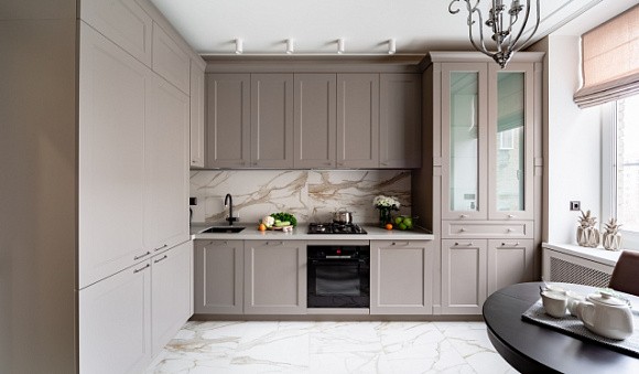 Коричневая кухня в Клину