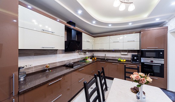 Бежевая кухня во Владикавказе