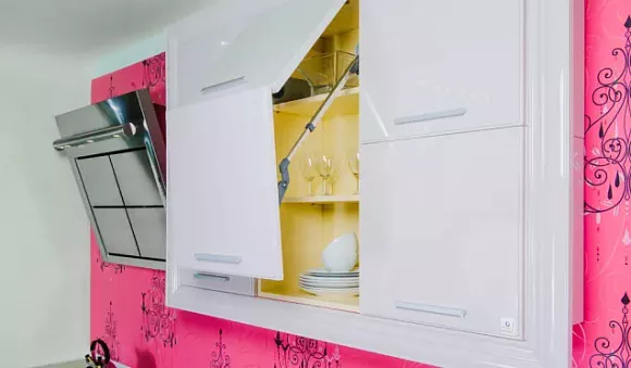 Фиолетовая кухня во Владивостоке