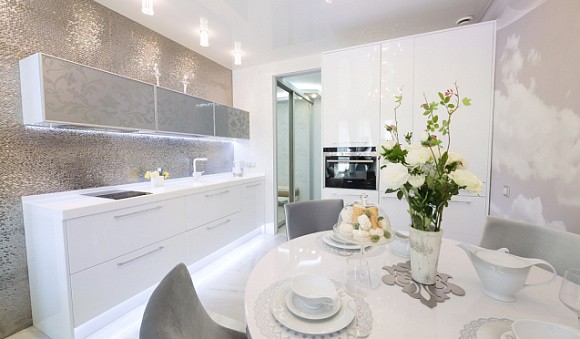 Белая кухня в Мурманске