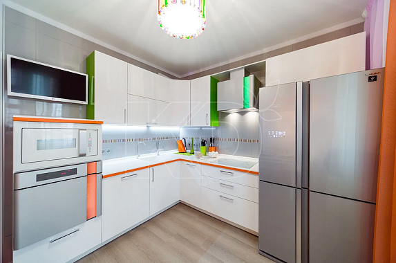 Дизайн кухни в белом цвете