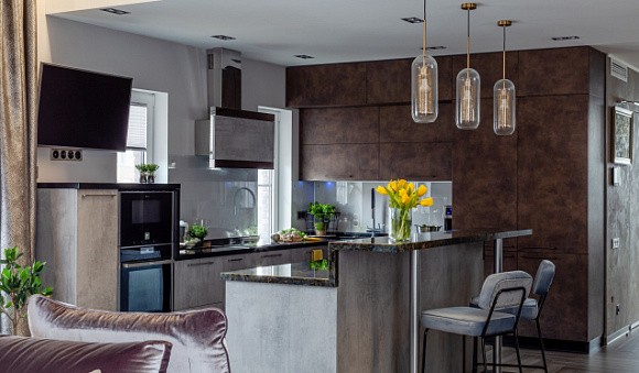 Коричневая кухня в Клину
