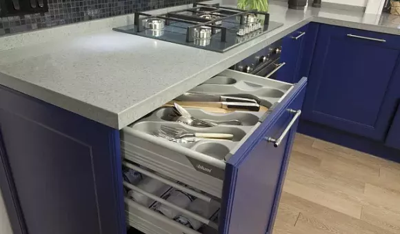 Синяя кухня