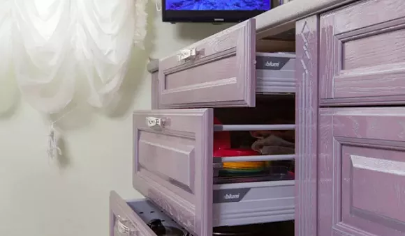 Фиолетовая кухня в Казани